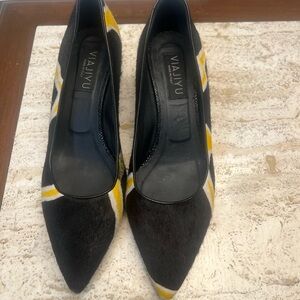 Black Pointed Toe Pumps with Yellow Accent